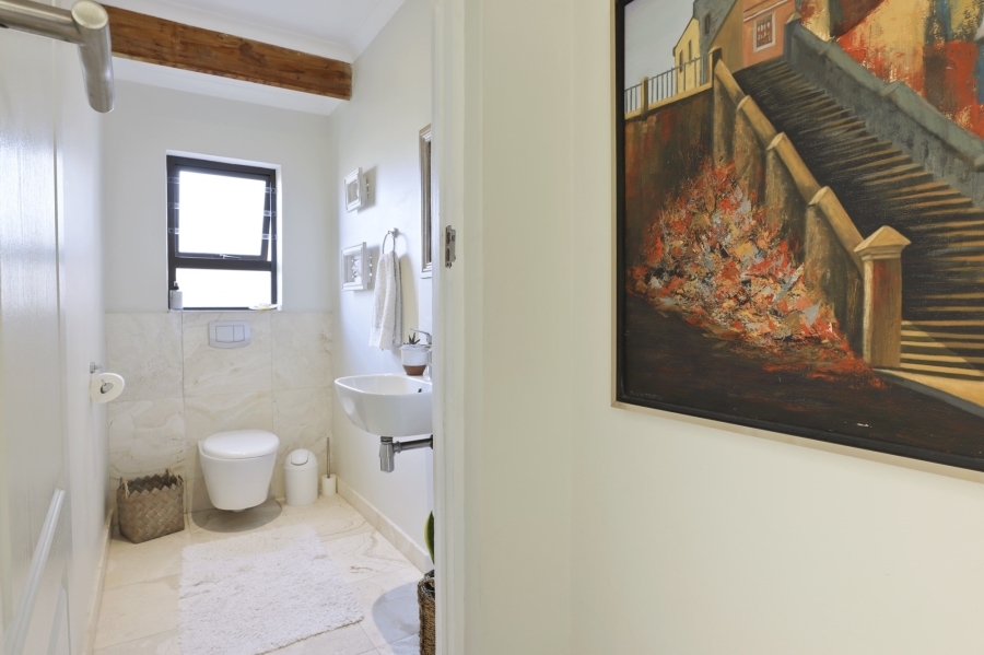 4 Bedroom Property for Sale in Melkbosstrand Central Western Cape